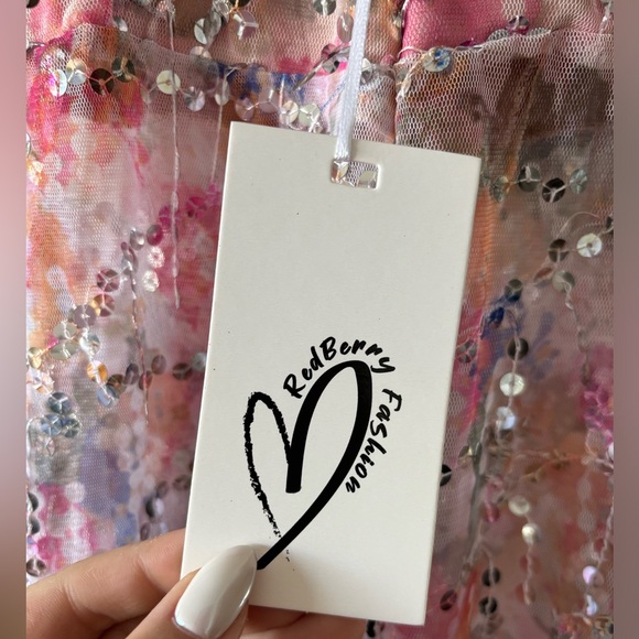 RedBerry Dress - Picture 3 of 5